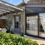 Maison Des Roses * Saint-Savinien