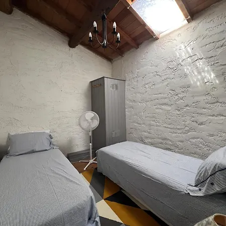 Holiday home Maison Des Roses *